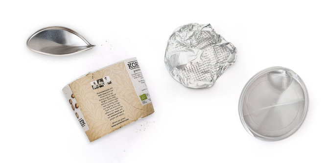 Kakaos und Gastrodosen im alten Design! | © SONNENTOR